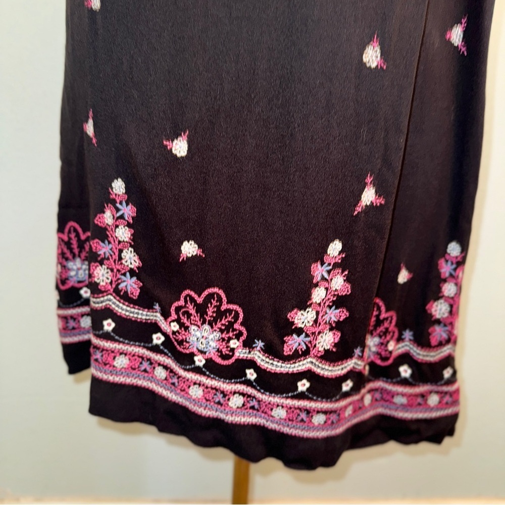 Fourteenth Place Embroidered Black And Pink Sleeveless Dress, Sz XL, Tassel Tie‌ - Picture 3 of 9